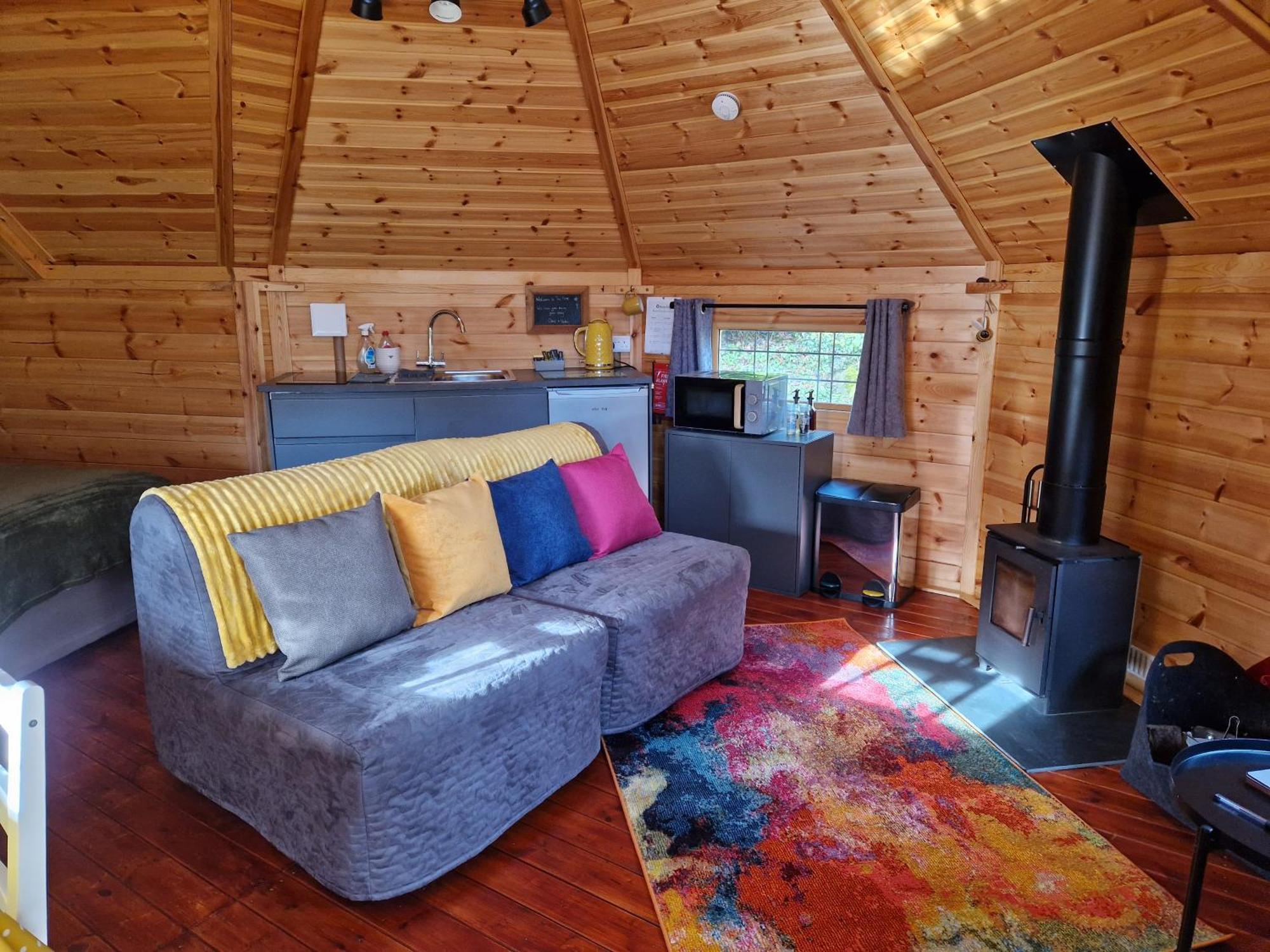 The Hive - Unique Log Cabin With Wood Burning Stove Ludchurch Exterior foto